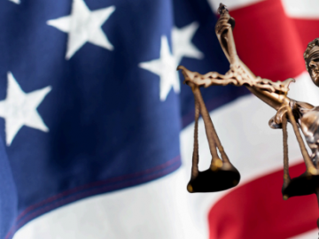 STATI UNITI?... STIAMO UNITI. La difesa dell'Avvocato come presidio di legalità